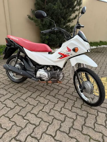Honda Pop 110i ES 2025, 17 mil km com Partida elétrica $9.000 transfere na hora