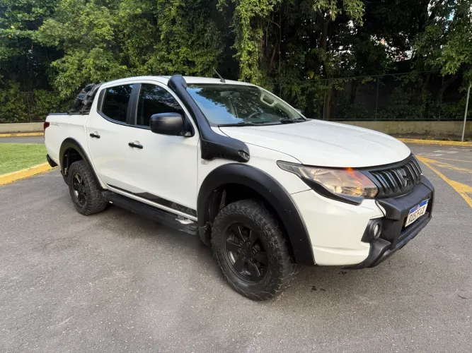 Mitsubishi L200 Triton Sport GLS 2.4 CD Diesel Aut. 2023