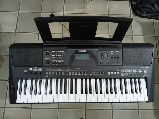 Teclado Yamaha PSR E-463