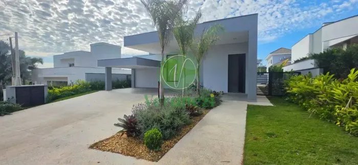 CASA ESPETACULAR À VENDA NO PORTAL DOS BANDEIRANTES II EM PORTO FELIZ