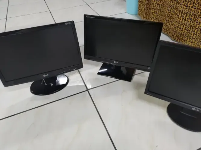 MONITOR 19 POLEGADAS 150 CADA REVISADO