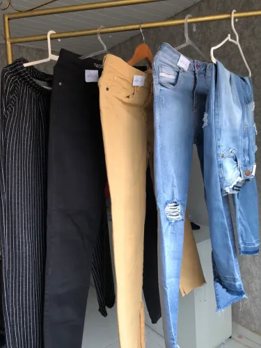 Calças por 80, lança perfume, morena rosa, taco, bluesteel?