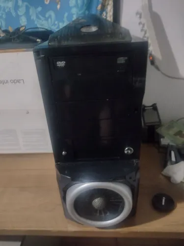GABINETE PARA PC GAMER COM ACESSÓRIOS 