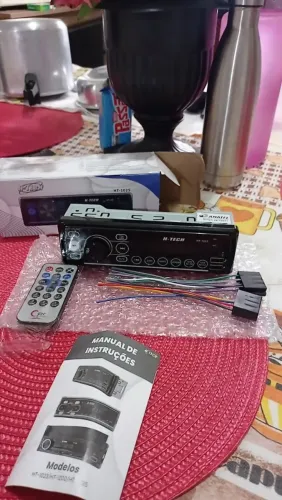 Aparelho de som automotivo, novo.