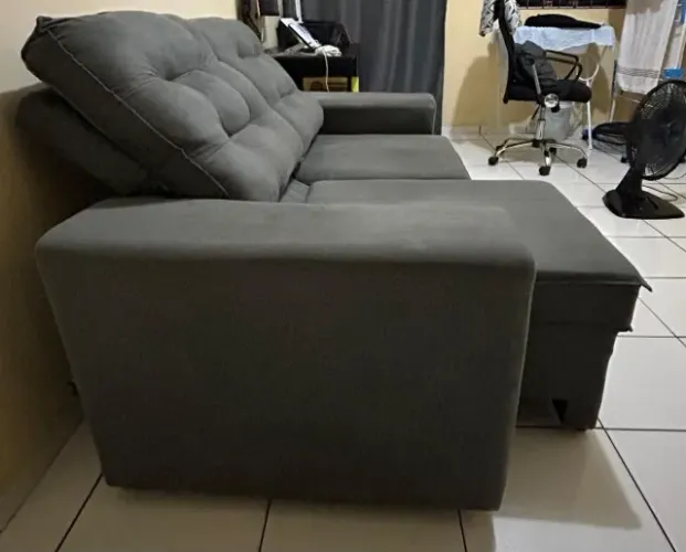 Sofá cinza 2 Lugares Retrátil Reclinável Suede Phormatta Abbas