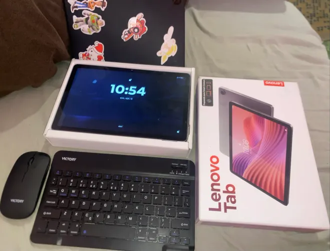 TABLET LENOVO 10.1 + teclado e mouse bluetooth + capinha preta