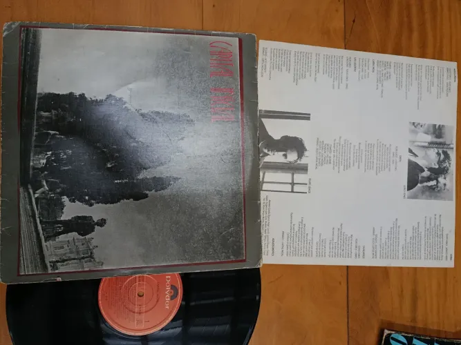 Vinil CAPITAL INICIAL 