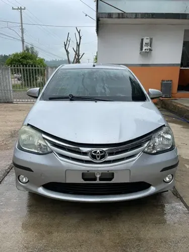 Sucata Toyota Etios Sedan 1.5 96cvs flex 2014/2014 - Rs Auto Peças Cai