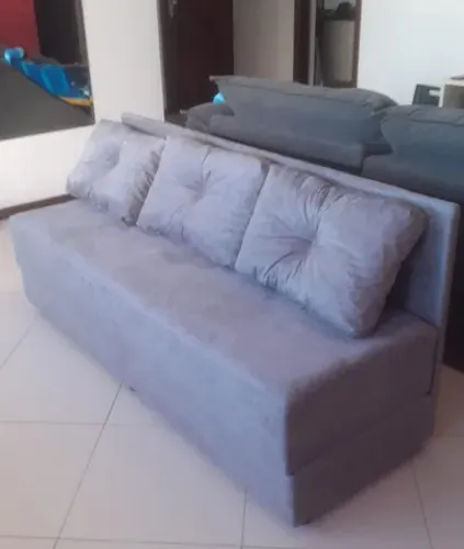 Bicama acompanha 3 almofadas vira cama 