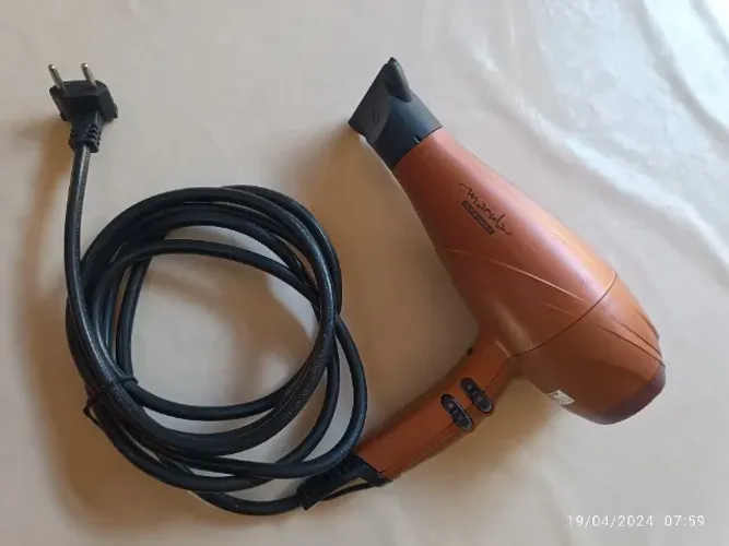 Secador de cabelo Profissional GAMA (defeito)