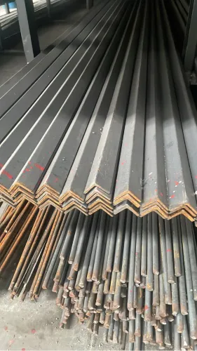 Metalon, perfil, telha, vergalhão, treliça,chapa portão, forro, cantoneira e etc?