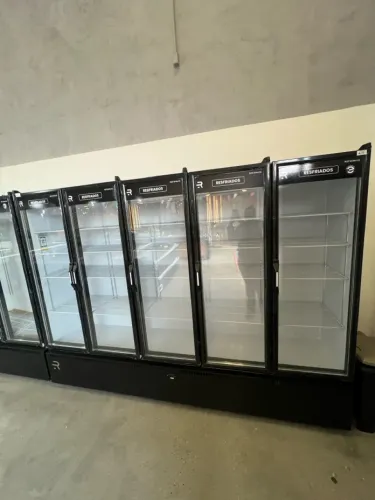 Geladeira expositora 5 portas Refrimate para Resfriados - pronta entrega 