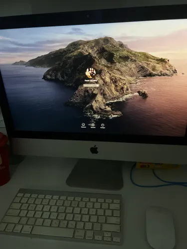 iMac Apple com tela Retina HD SSD e 16 Gb de RAM 