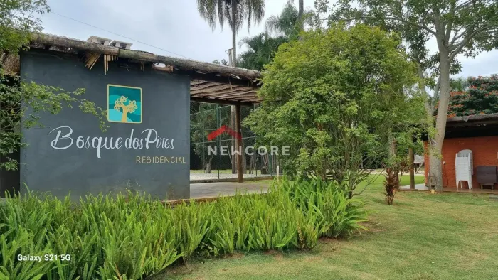 Lote em condomínio em Rua Antonio Pires de Camargo Filho - Condominio Bosque dos Pires - I