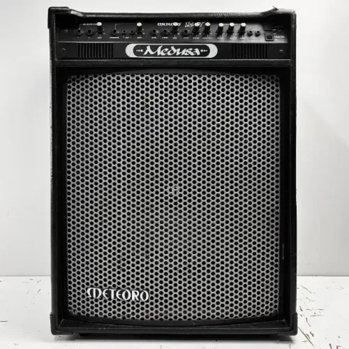 Meteoro Medusa 12-T Caixa Multi-Efeito c/ 3 Canais