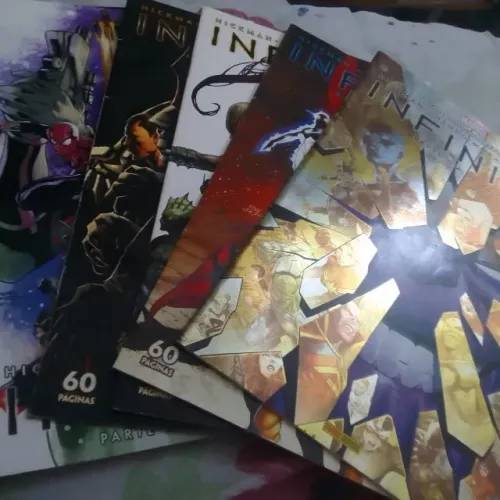 Coleções Marvel Guerra do Infinito 2014
