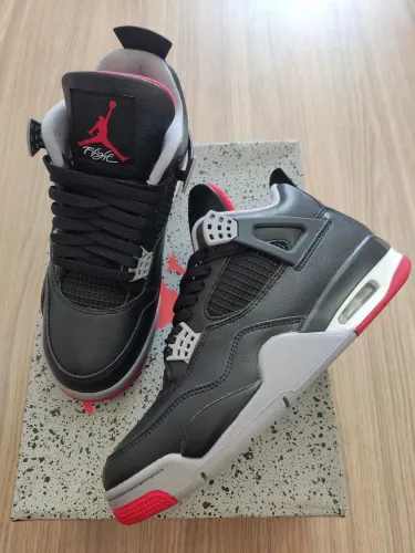 Air Jordan 4 