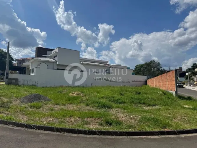 Oportunidade! Terreno Plano com 415,58m² no Condomínio Reserva da Mata