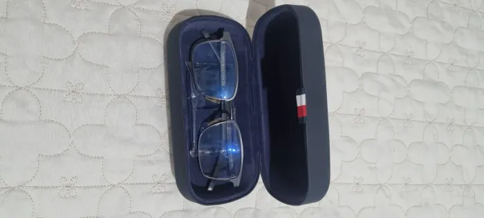 Óculos tommy hilfiger