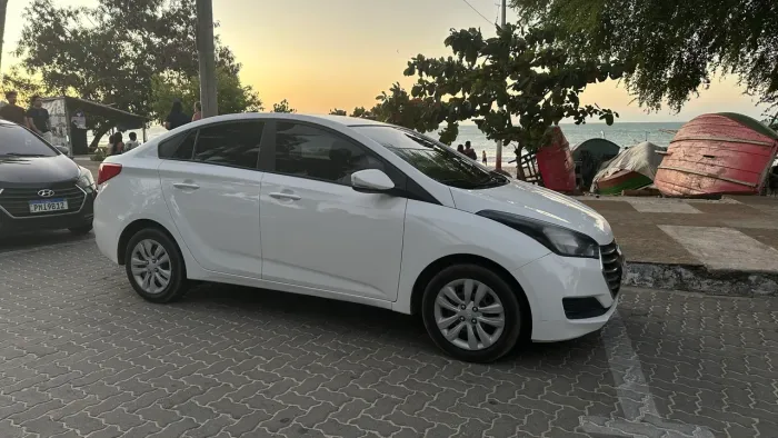 Hyundai HB20S C.plus/c.style1.0 Flex 12V Mec. 4P 2016