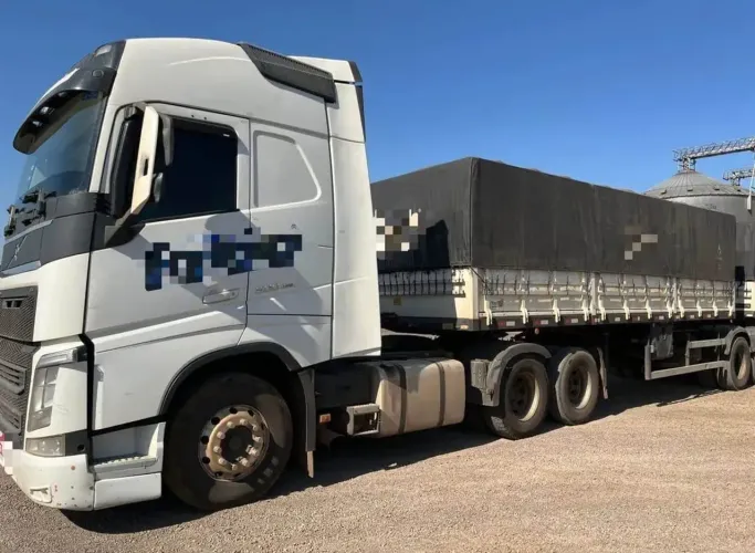 Volvo FH 500 globetrotter - Graneleiro 