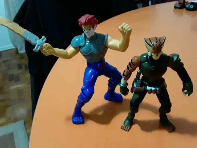 Bonecos Thundercats Lion e Tigra, leia a  descrição 