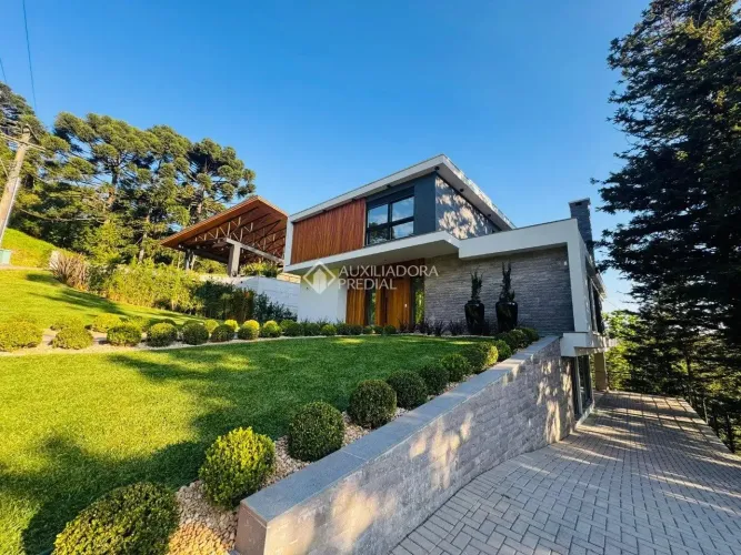 Casa em Condomínio em Gramado