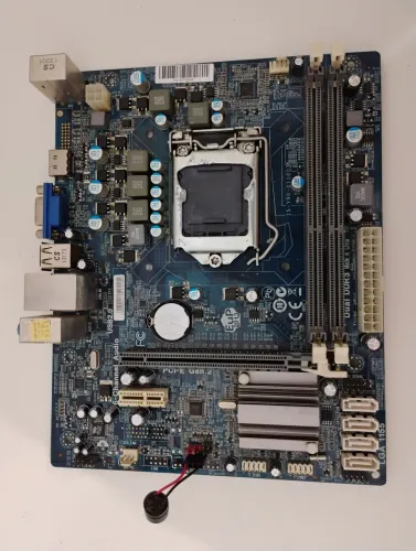 Título do anúncio: Placa Mãe LGA 1155 DDR3 com defeitos - Ideal para peças ou uso básico
