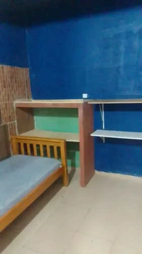 ALUGO Quarto Na LIBERDADE