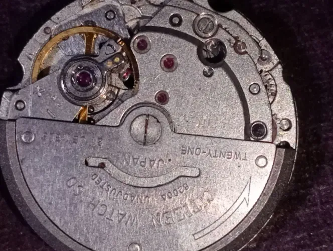 Relógio Citizen Máquina 8200A