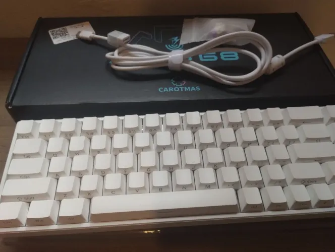 Teclado Magnético Mars 68 Teclas PBT Branco