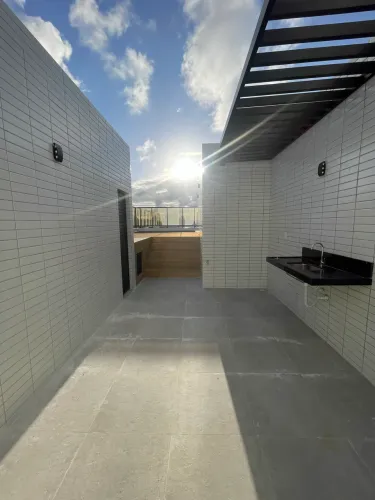 Cobertura nos bancários 2 quartos área de lazer e elevador 