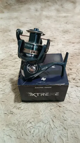 Molinete Xtreme 4000 novo