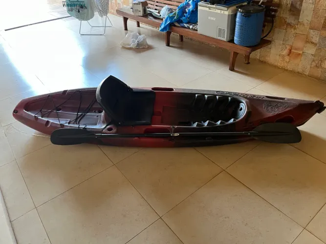 Caiaque hunter fishing 