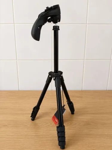 tripé Manfrotto Série Compact MKC3-H01