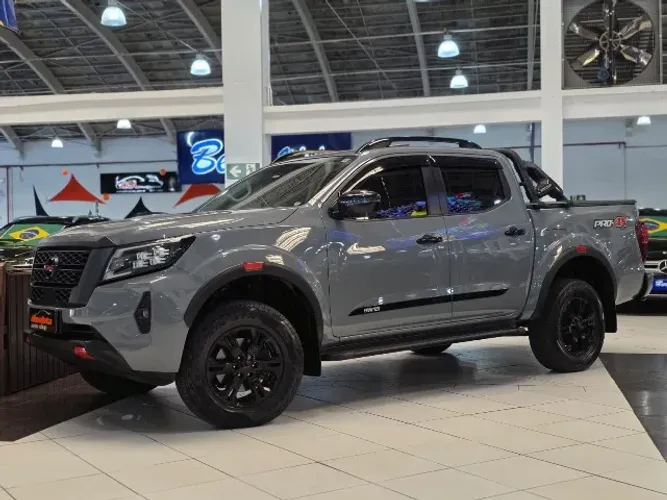 Nissan Frontier Pro4x CD 4X4 2.3 Bi-TB Die. AUT 2023