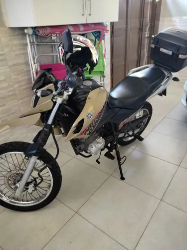 Moto Toda OK sem defeitos .