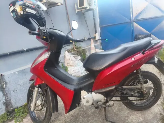 Honda biz 125 cc vermelha ano 2015