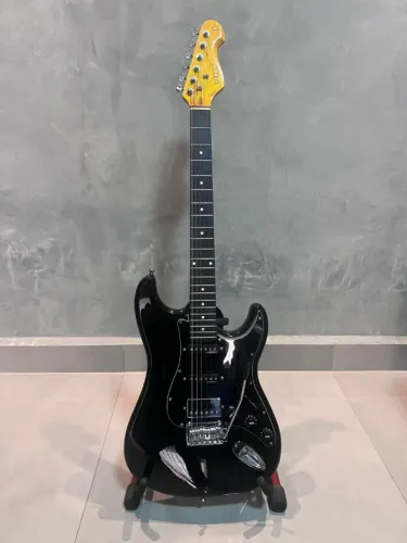 Guitarra Strato PHX modelo STH - ALV (black) Linha sunset
