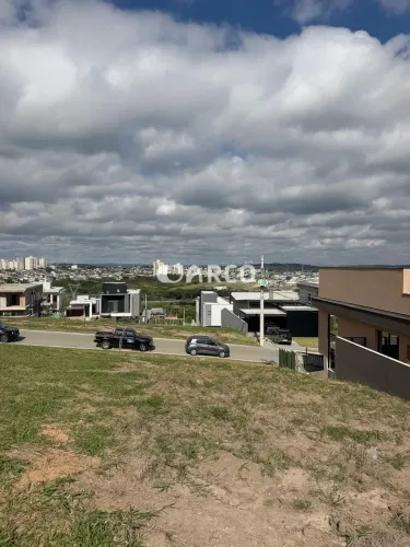 Terreno de 348m² em condomínio fechado - Terras Alpha