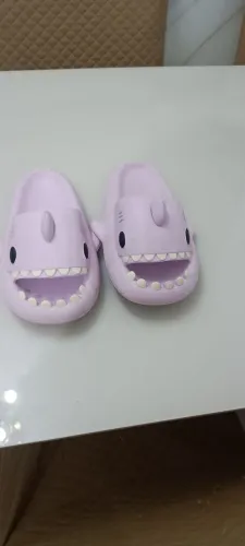 Chinela crocs Eva tubarão rosa