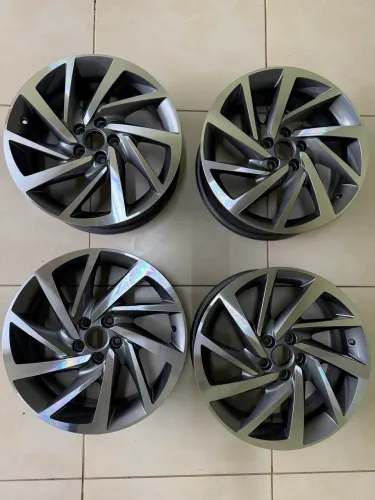 Rodas aro 17 Polo,Virtus,Fox originais