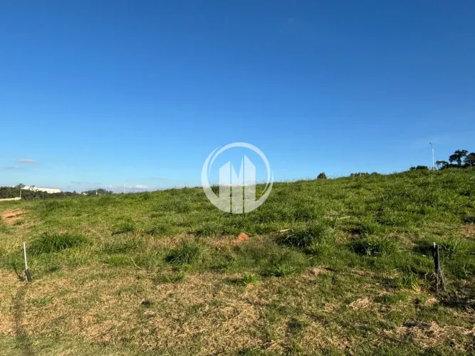 Terreno á venda com 250m² - Applausi Villaggio Engordadouro Jundiaí/SP