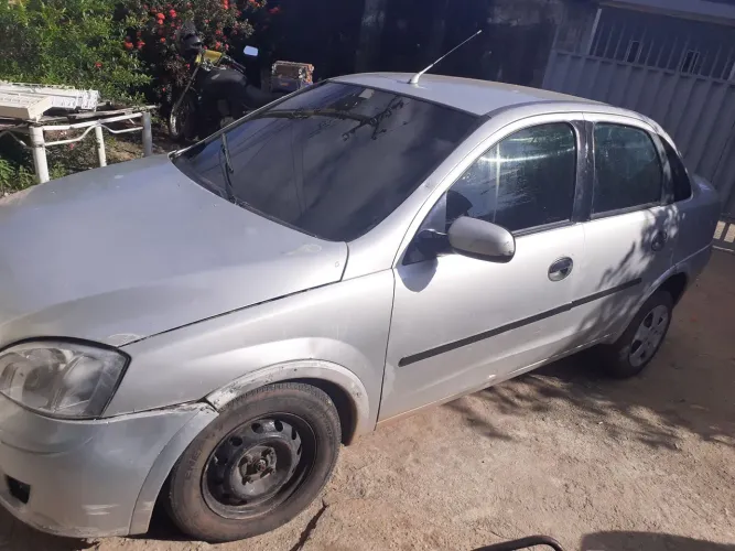 Chevrolet Corsa Sedan 1.0 MPFI 8V 71cv 4P 2004