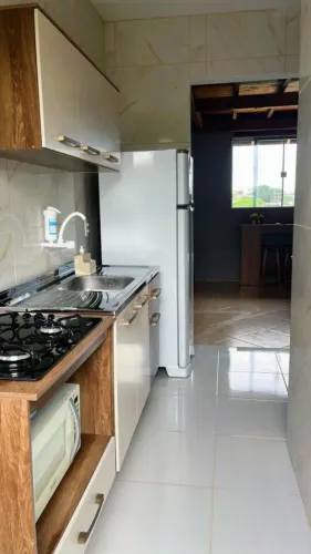 APTO MOBILIADO P/ ALUGUEL TUDO INCLUSO - RUA COM TRILHA PARA A PRAIA DO MOÇAMBIQUE