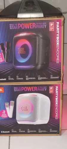 jbL partybox encore2 com 2 microfones lacrada zero bala apenas 1.999reais ZAP. *90