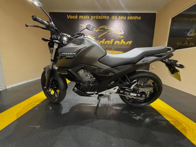 Yamaha Fazer FZ15 150 cc 