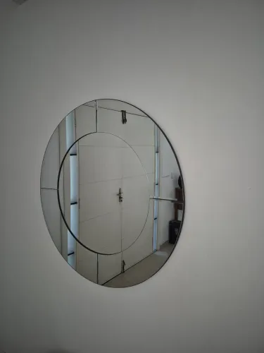 Espelho decorativo para sala de estar/jantar com 70cm de diâmetro