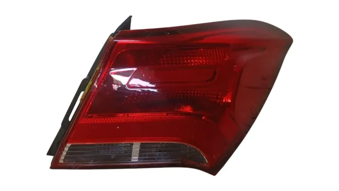 Lanterna direita Chevrolet Prisma lt ltz joy plus 2017 a 2020