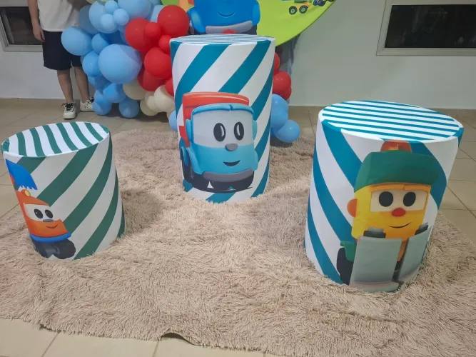 3 peças decorativas do brinquedo Léo